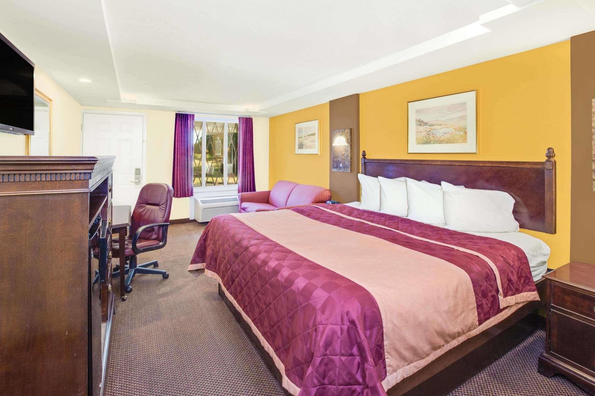 Rodeway Inn & Suites Saginaw Eksteriør billede